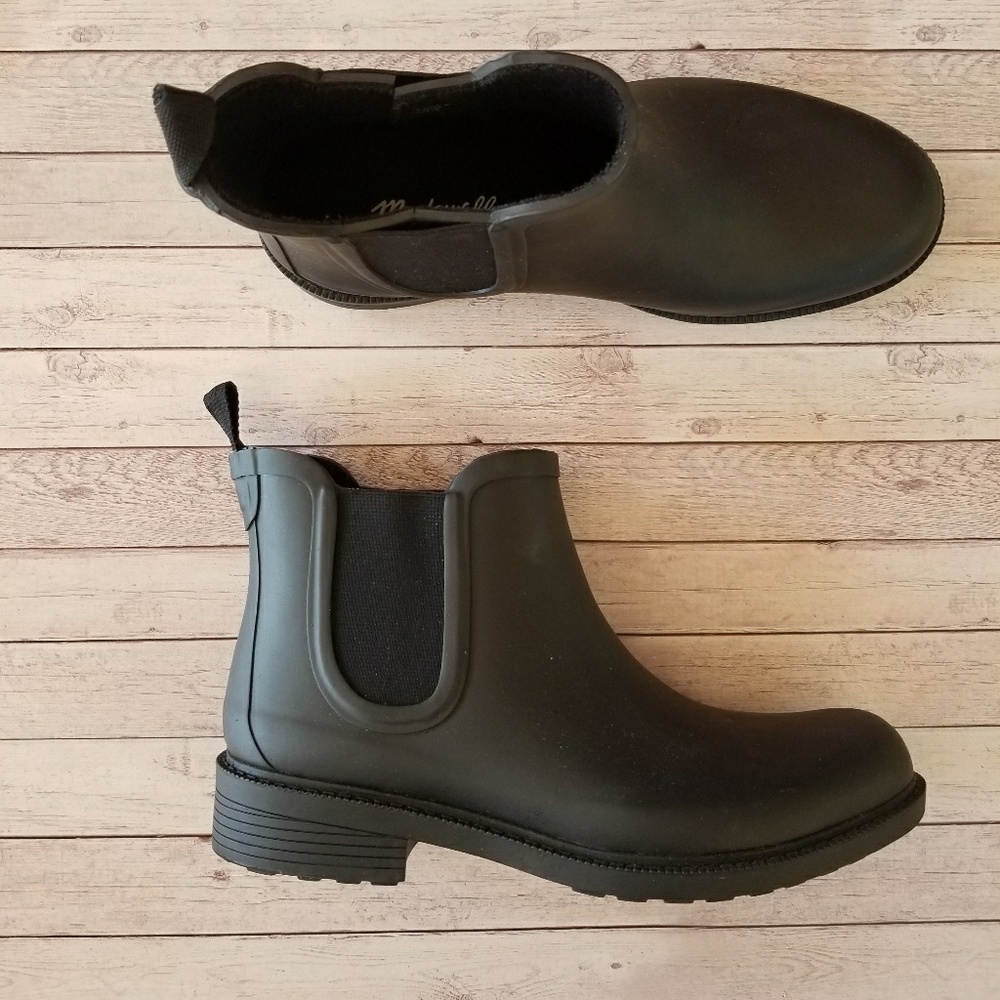 Madewell Chelsea rain boots Black size 8 Nwot